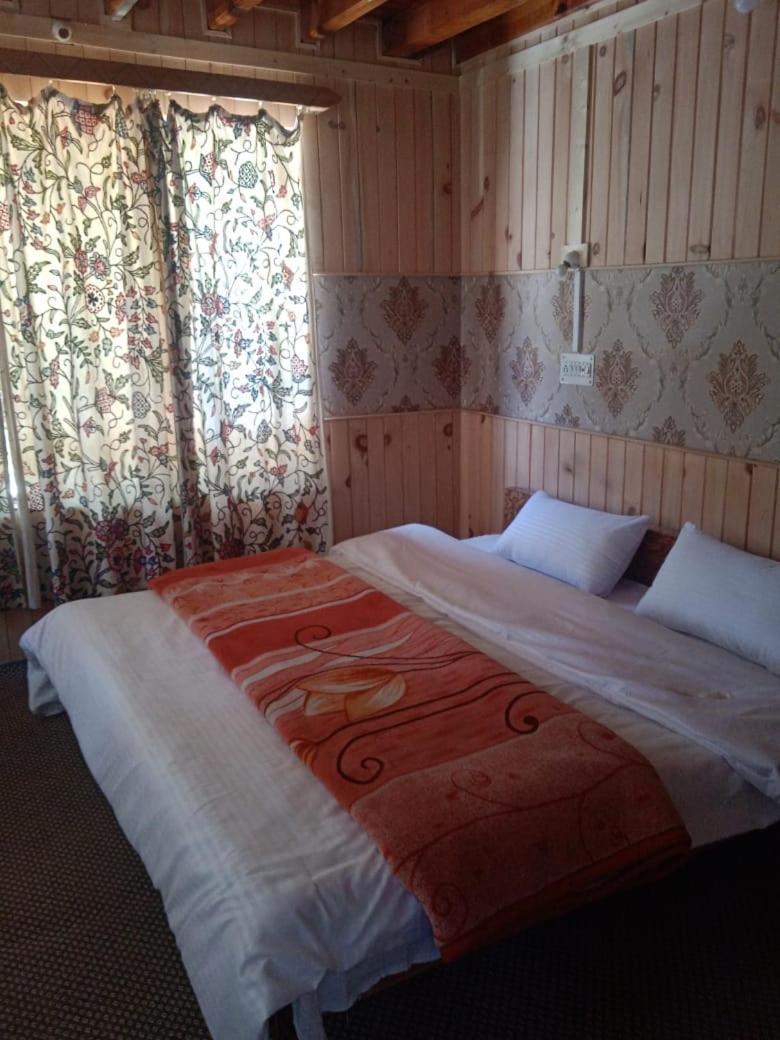 Rainbow Palace Pahalgām Chambre photo